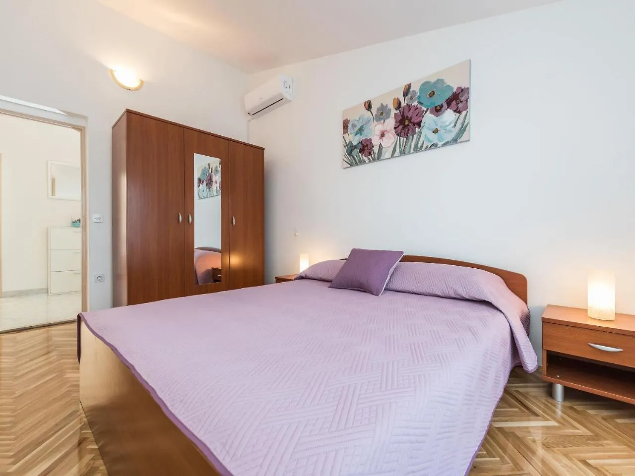 Spacious Apartment With Garden Vrsi 0*,  Croatia